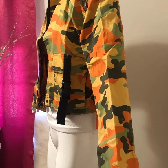 NWT CAMO JACkET - Picture 6 of 10